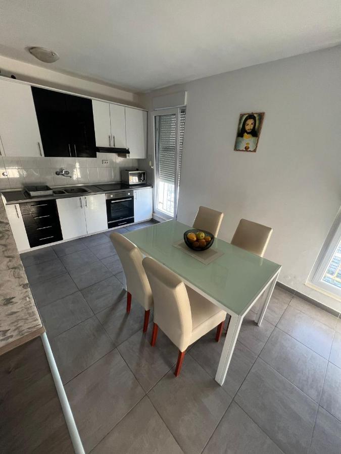 Apartmán Apartman Duzel Split Exteriér fotografie